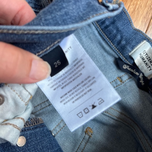 Citizens of Humanity Jeans Isola Cropped Boot Button Fly Raw Hem Size 25 - Picture 8 of 12